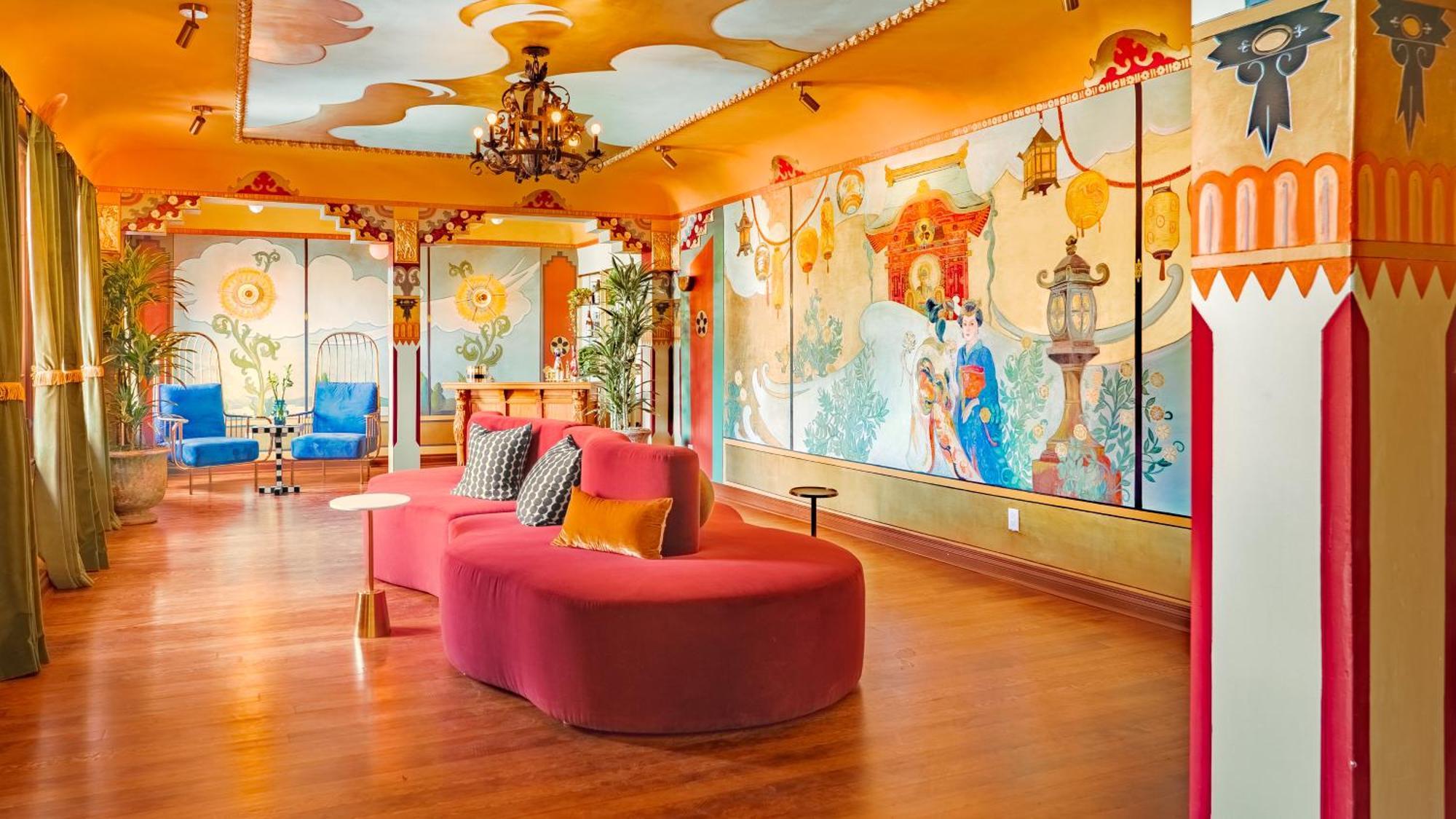 The Nirvana Hotel Los Angeles